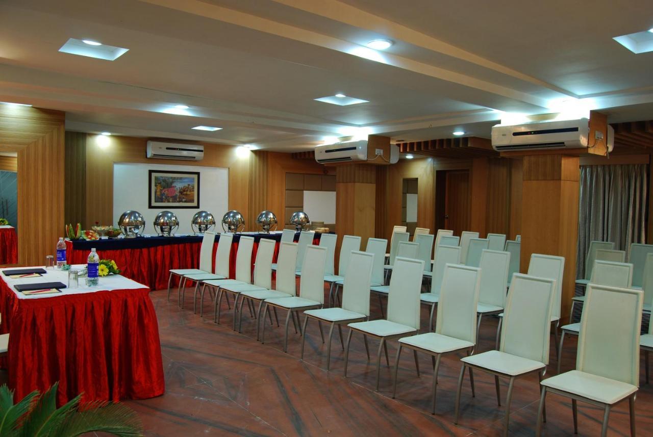 Lords Eco Inn Dahej Exterior foto